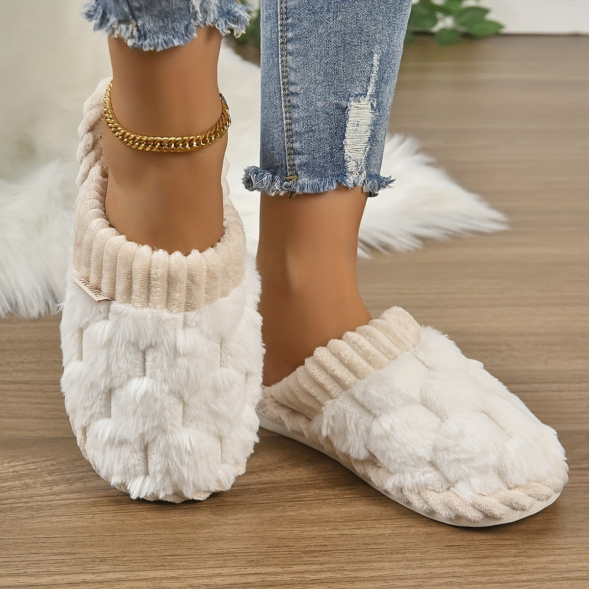 Femmes - Chaussons doux - Peluche - Douillets et confortables pour un bien-être à la maison