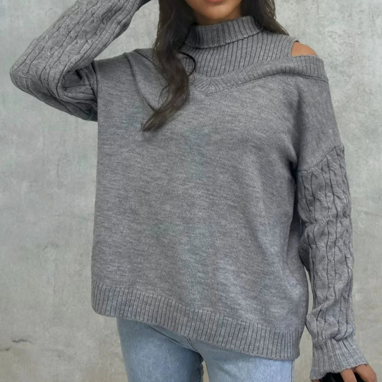 Femmes - Pull en maille torsadée à épaulettes - Coupe Décontractée