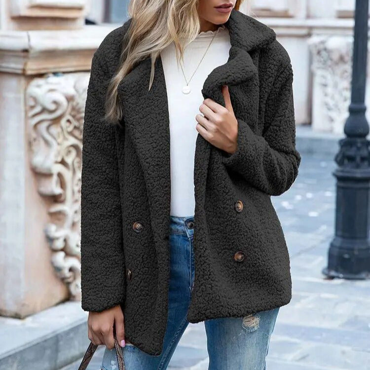 Femmes - Manteau d'hiver boutonné en peluche - Douillet et élégant