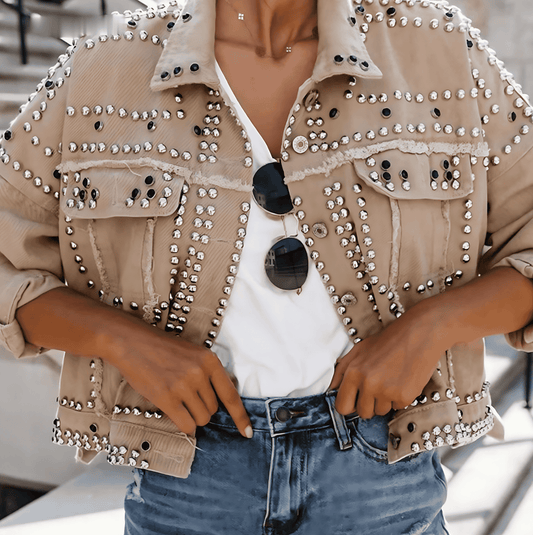 Femmes - Veste bombardier cloutée - boutonnée sur le devant