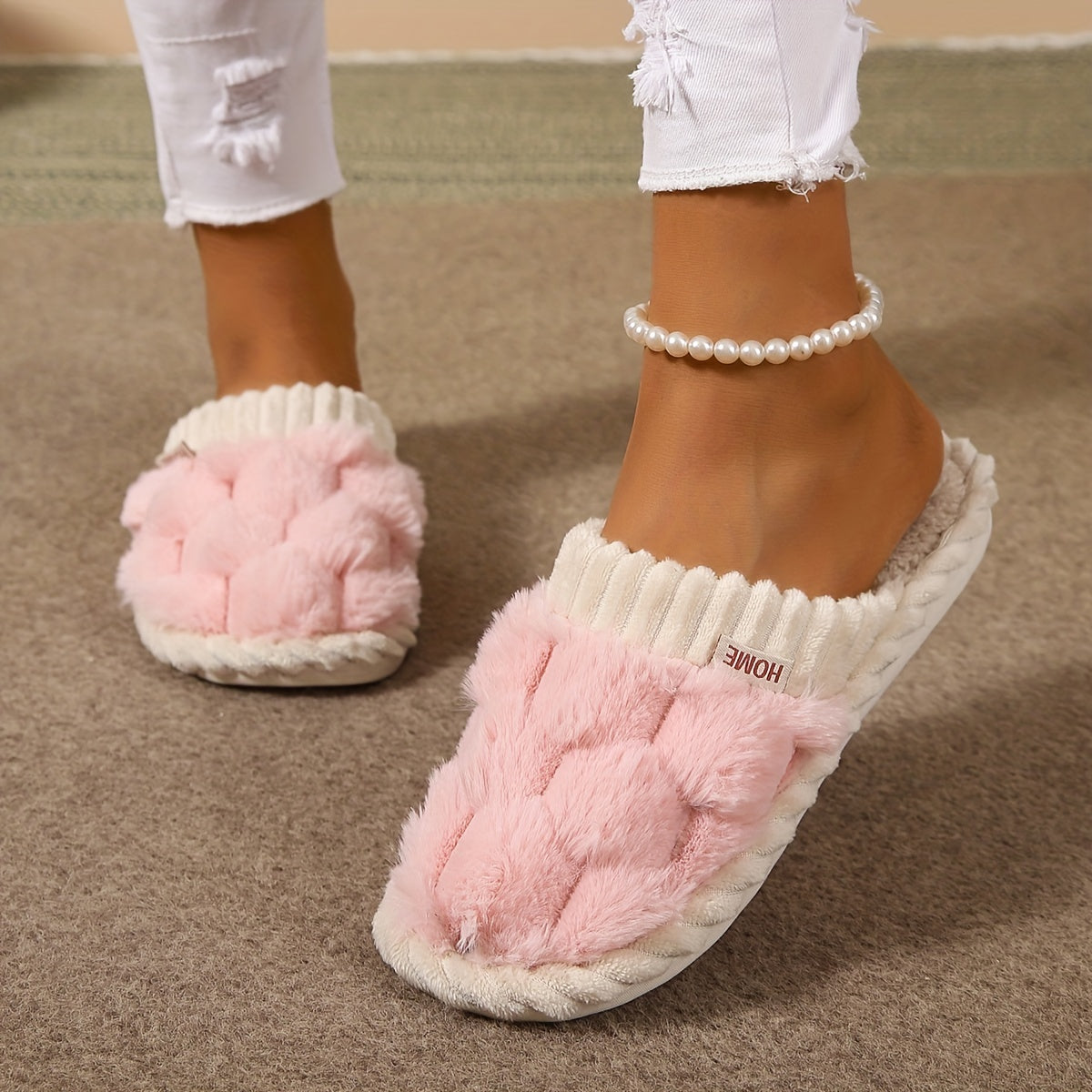 Femmes - Chaussons doux - Peluche - Douillets et confortables pour un bien-être à la maison